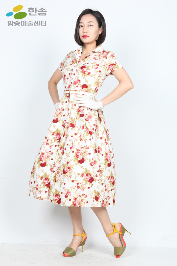 2339.복고원피스