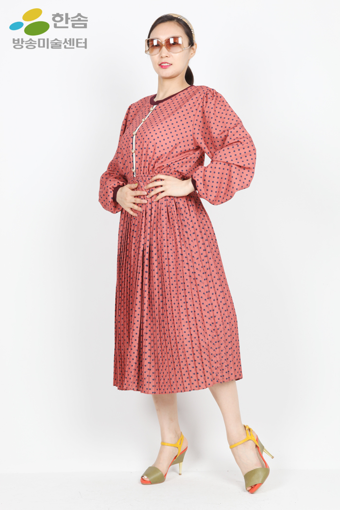 2865.복고원피스